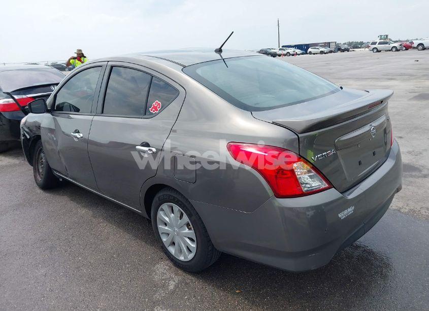 Photo 3 of 2017 Nissan Versa 1.6 SV (VIN 3N1CN7AP6HK450438)