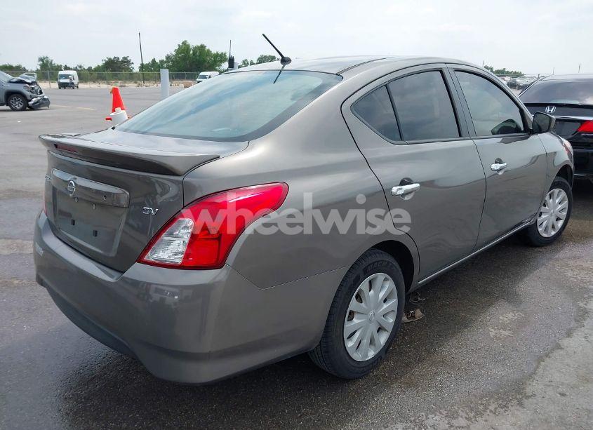 Photo 4 of 2017 Nissan Versa 1.6 SV (VIN 3N1CN7AP6HK450438)