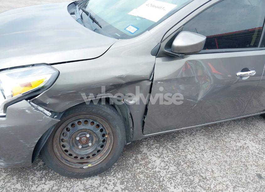 Photo 6 of 2017 Nissan Versa 1.6 SV (VIN 3N1CN7AP6HK450438)