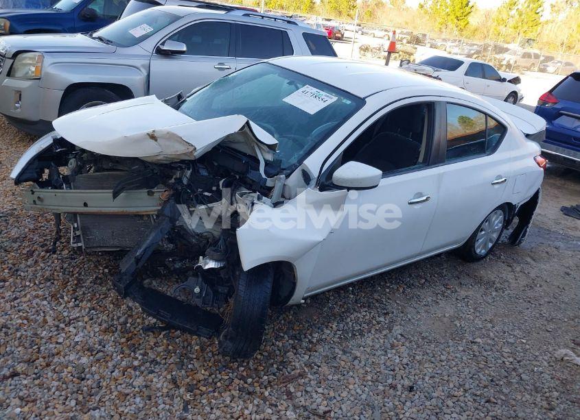 Photo 2 of 2017 Nissan Versa 1.6 SV (VIN 3N1CN7AP6HL802458)