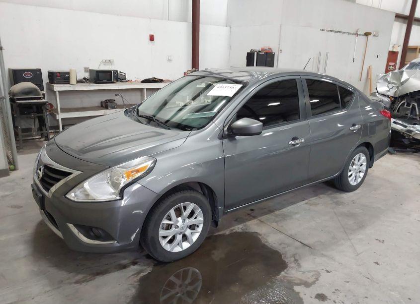 Photo 2 of 2017 Nissan Versa 1.6 SV (VIN 3N1CN7AP6HL811452)