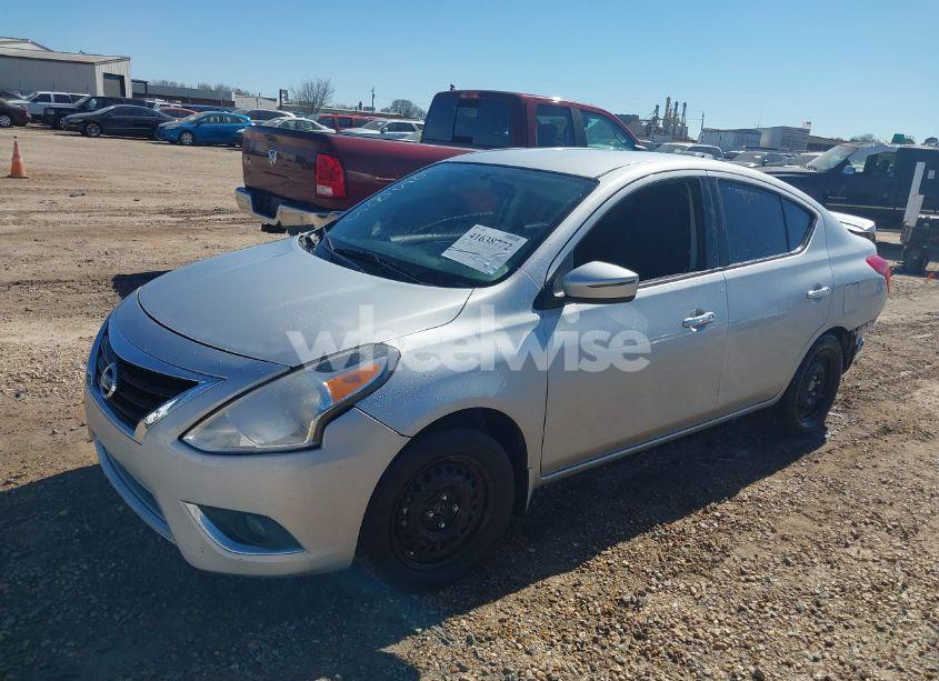 Photo 2 of 2017 Nissan Versa 1.6 SL (VIN 3N1CN7AP6HL816585)