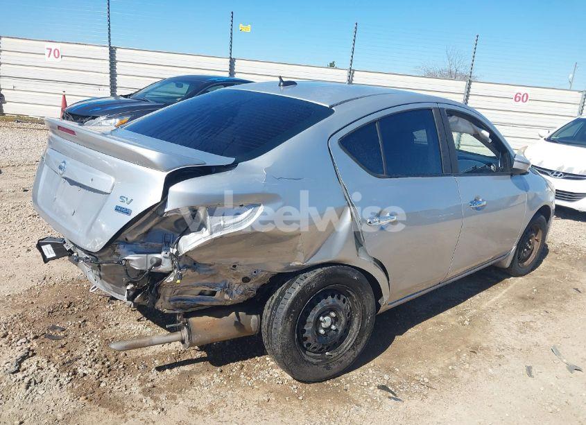 Photo 4 of 2017 Nissan Versa 1.6 SL (VIN 3N1CN7AP6HL816585)