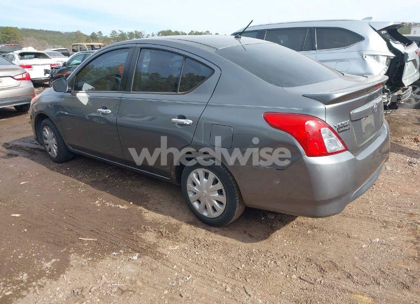 Photo 3 of 2017 Nissan Versa 1.6 SV (VIN 3N1CN7AP6HL827263)