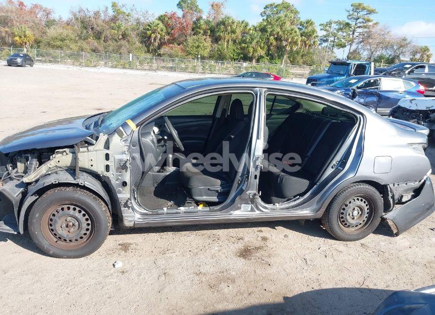 Photo 15 of 2017 Nissan Versa 1.6 SV (VIN 3N1CN7AP6HL827845)