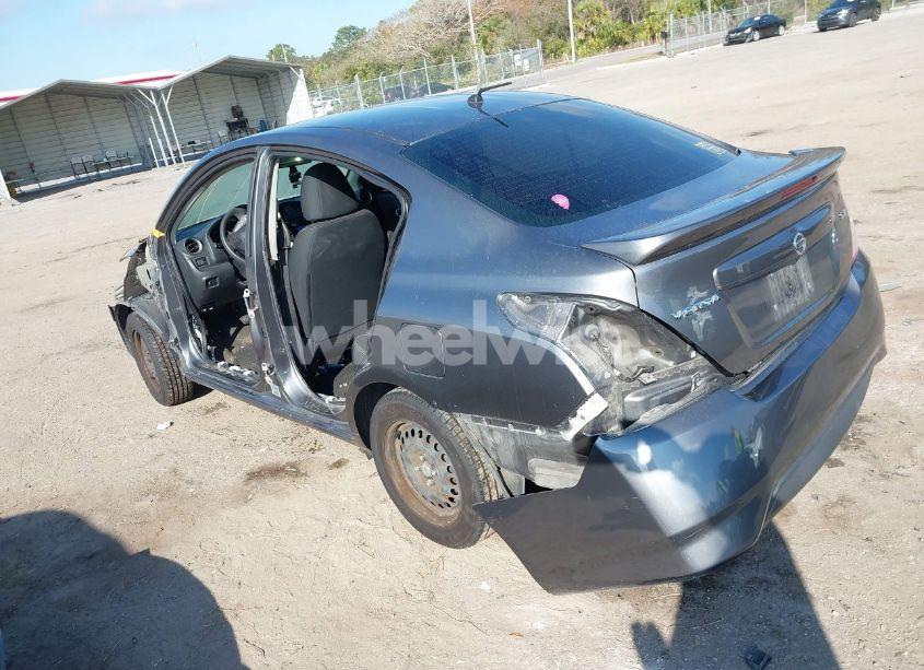 Photo 3 of 2017 Nissan Versa 1.6 SV (VIN 3N1CN7AP6HL827845)