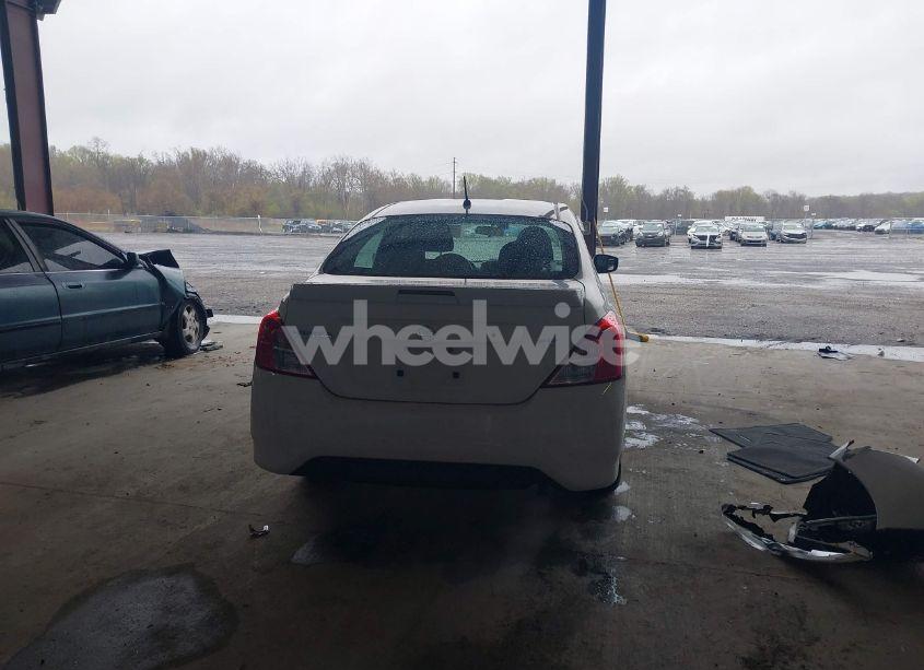 Photo 17 of 2017 Nissan Versa 1.6 SV (VIN 3N1CN7AP6HL869285)