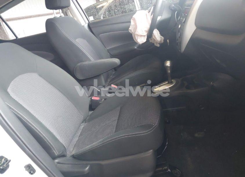 Photo 5 of 2017 Nissan Versa 1.6 SV (VIN 3N1CN7AP6HL869285)