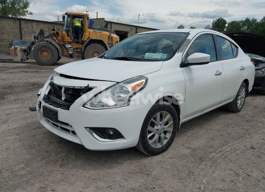 Photo 2 of 2017 Nissan Versa 1.6 SV (VIN 3N1CN7AP6HL890217)