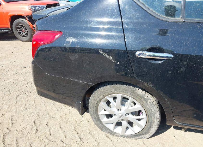 Photo 14 of 2018 Nissan Versa 1.6 SV (VIN 3N1CN7AP6JL809254)