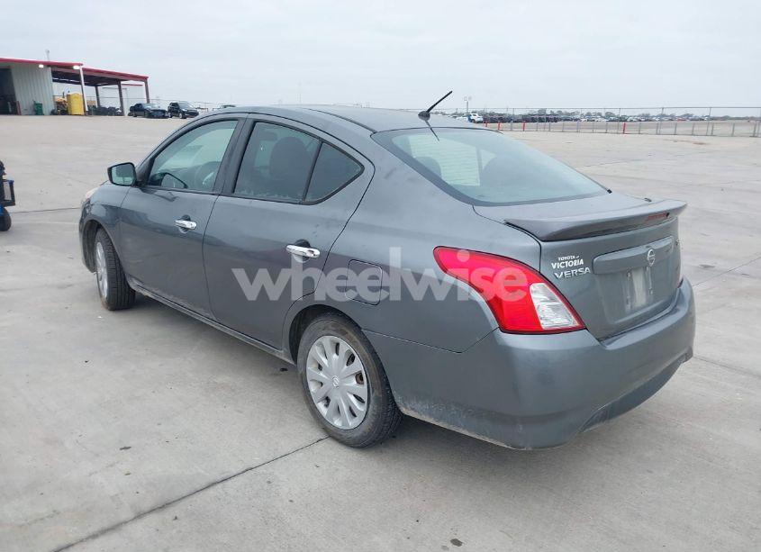Photo 3 of 2018 Nissan Versa 1.6 SV (VIN 3N1CN7AP6JL815636)