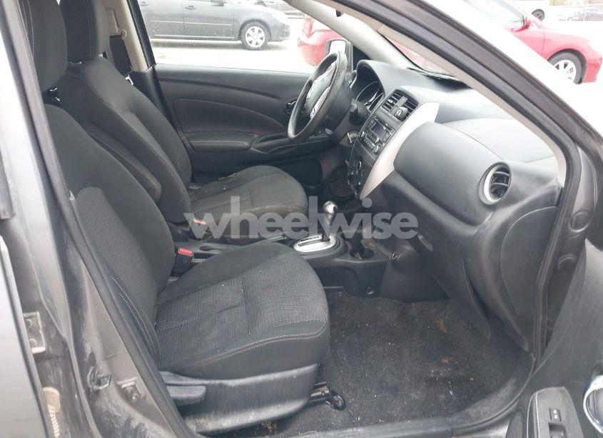 Photo 5 of 2018 Nissan Versa 1.6 SV (VIN 3N1CN7AP6JL815636)