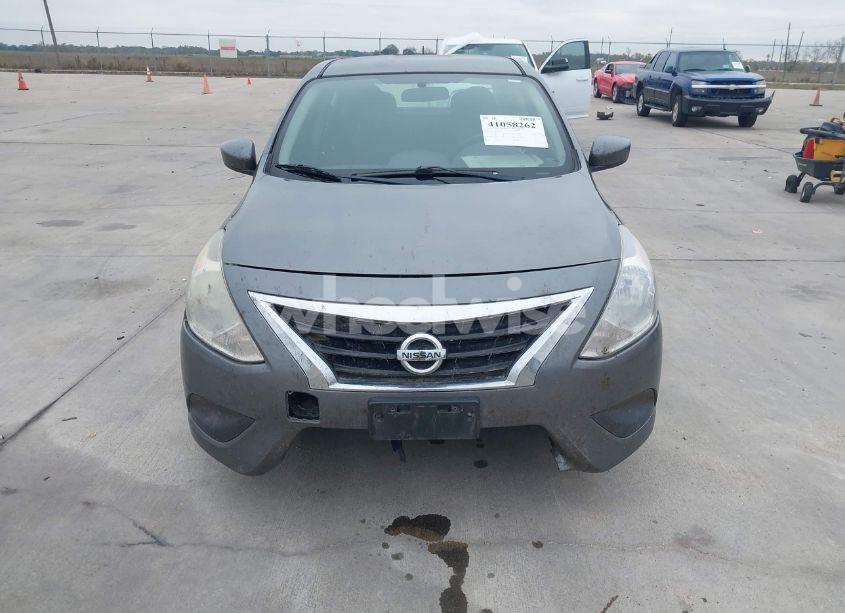 Photo 6 of 2018 Nissan Versa 1.6 SV (VIN 3N1CN7AP6JL815636)