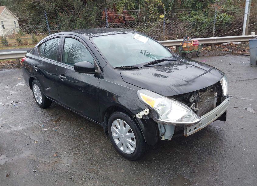 2018 Nissan Versa 1.6 S+ (VIN 3N1CN7AP6JL829357) main photo