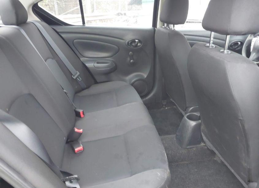 Photo 8 of 2018 Nissan Versa 1.6 S+ (VIN 3N1CN7AP6JL829357)