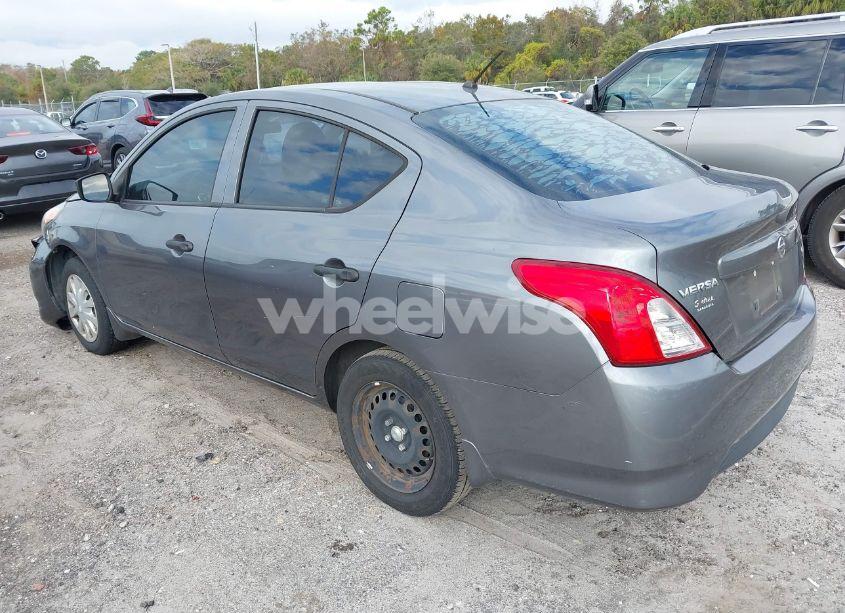 Photo 3 of 2018 Nissan Versa 1.6 S (VIN 3N1CN7AP6JL830251)