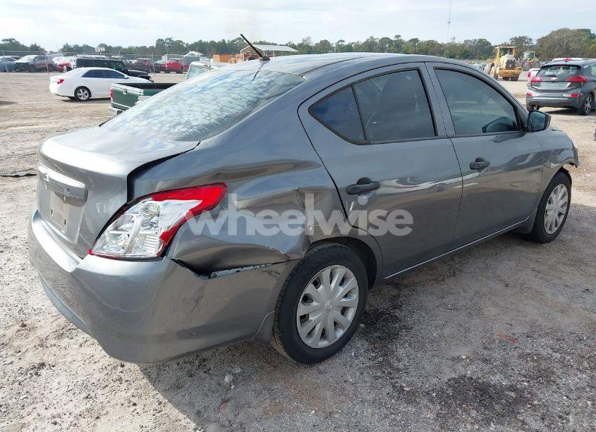 Photo 4 of 2018 Nissan Versa 1.6 S (VIN 3N1CN7AP6JL830251)