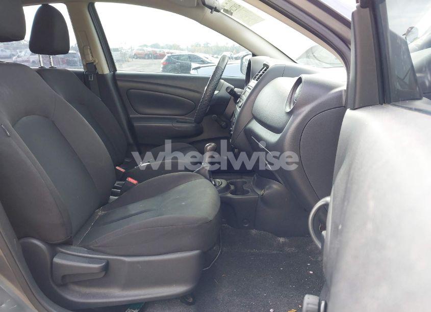 Photo 5 of 2018 Nissan Versa 1.6 S (VIN 3N1CN7AP6JL830251)