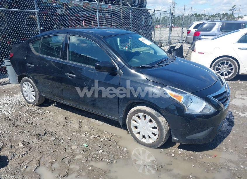 2018 Nissan Versa 1.6 S+ (VIN 3N1CN7AP6JL834512) main photo