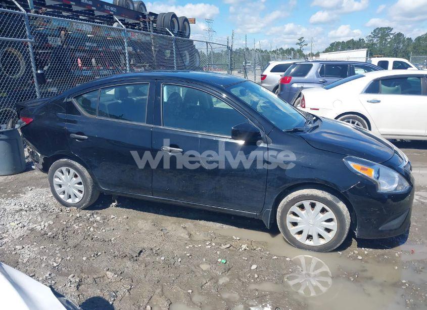 Photo 13 of 2018 Nissan Versa 1.6 S+ (VIN 3N1CN7AP6JL834512)