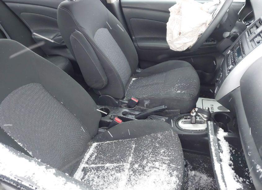 Photo 5 of 2018 Nissan Versa 1.6 SV (VIN 3N1CN7AP6JL862147)