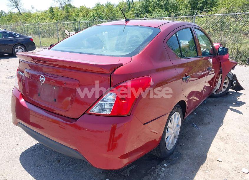 Photo 4 of 2018 Nissan Versa 1.6 S+ (VIN 3N1CN7AP6JL864254)