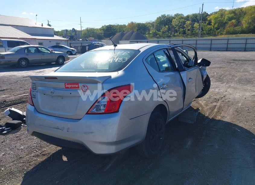 Photo 4 of 2018 Nissan Versa 1.6 SV (VIN 3N1CN7AP6JL886321)