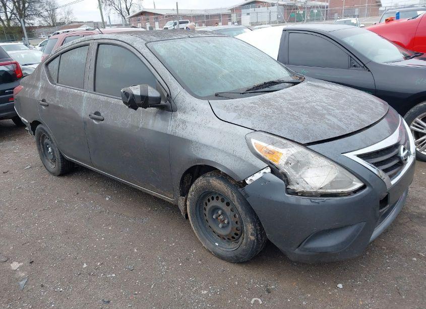 2019 Nissan Versa 1.6 S (VIN 3N1CN7AP6KL801432) main photo