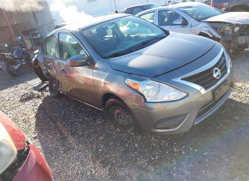 2019 Nissan Versa 1.6 S+ (VIN 3N1CN7AP6KL805108) main photo