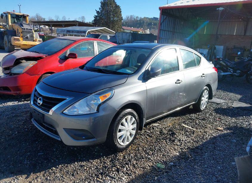 Photo 2 of 2019 Nissan Versa 1.6 S+ (VIN 3N1CN7AP6KL805108)
