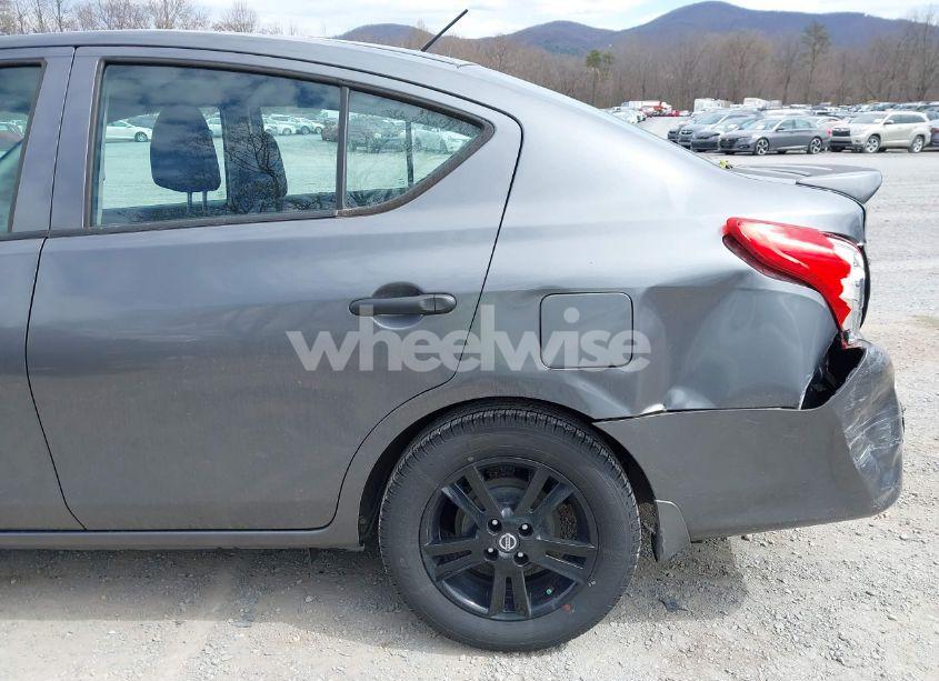 Photo 18 of 2019 Nissan Versa 1.6 S+ (VIN 3N1CN7AP6KL807361)