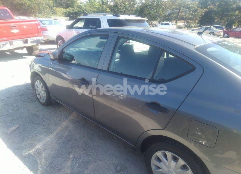 Photo 14 of 2019 Nissan Versa 1.6 S+ (VIN 3N1CN7AP6KL808235)