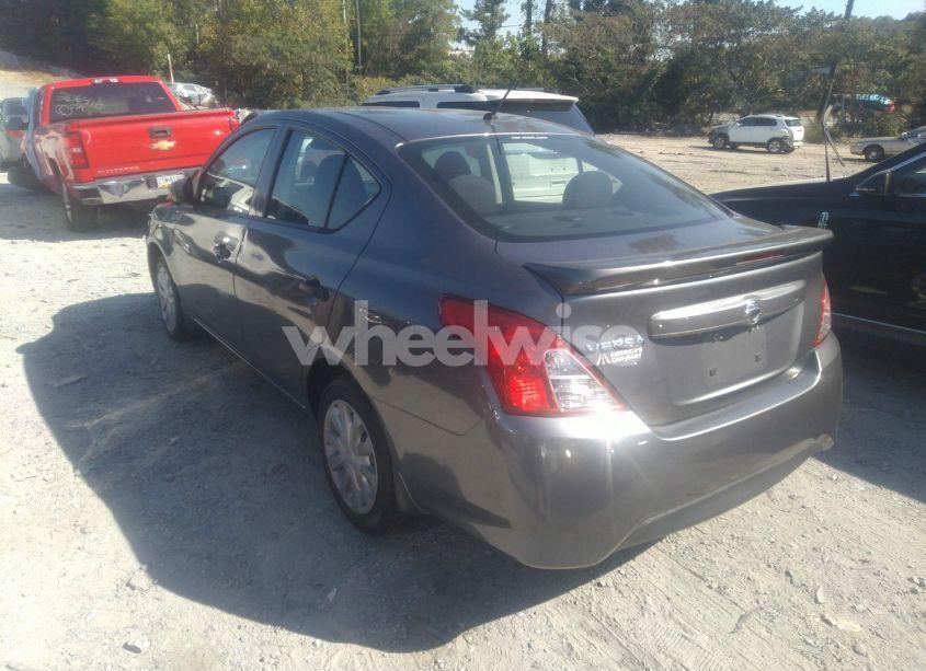 Photo 3 of 2019 Nissan Versa 1.6 S+ (VIN 3N1CN7AP6KL808235)