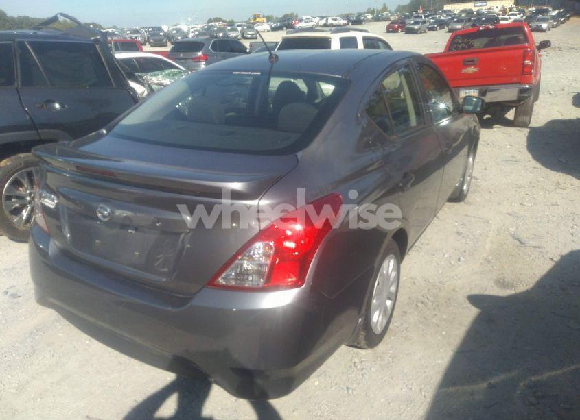 Photo 4 of 2019 Nissan Versa 1.6 S+ (VIN 3N1CN7AP6KL808235)