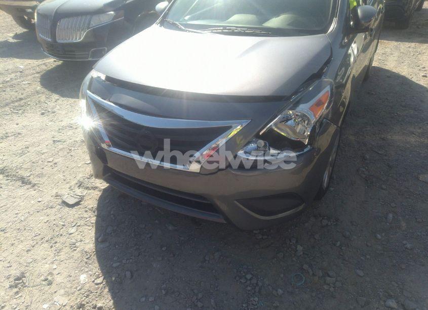 Photo 6 of 2019 Nissan Versa 1.6 S+ (VIN 3N1CN7AP6KL808235)