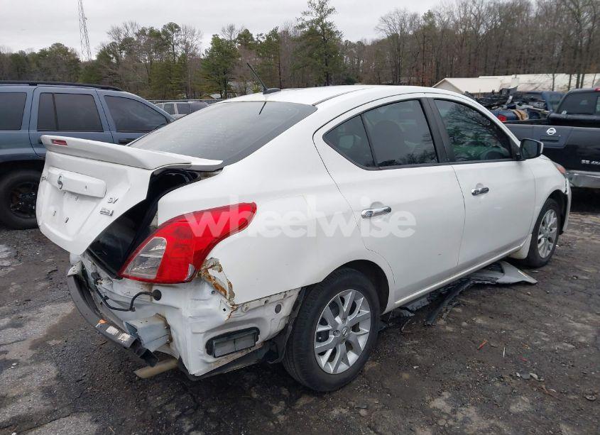 Photo 4 of 2019 Nissan Versa 1.6 SV (VIN 3N1CN7AP6KL811409)
