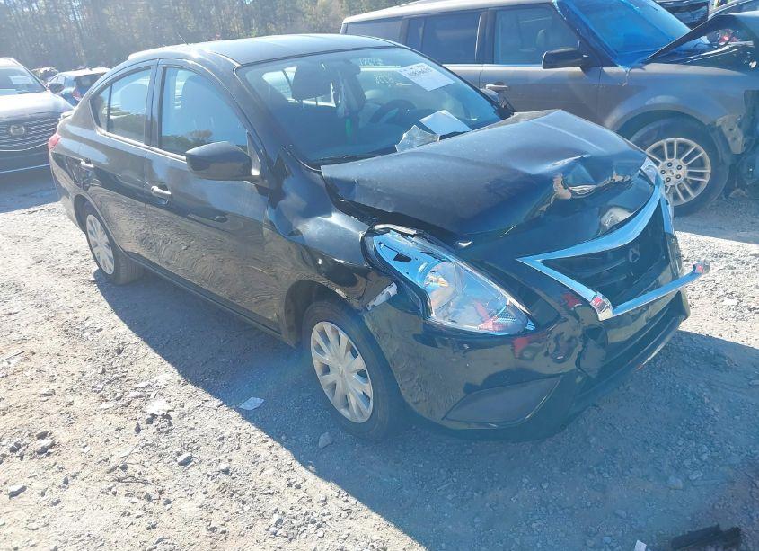 2019 Nissan Versa 1.6 S+ (VIN 3N1CN7AP6KL812558) main photo