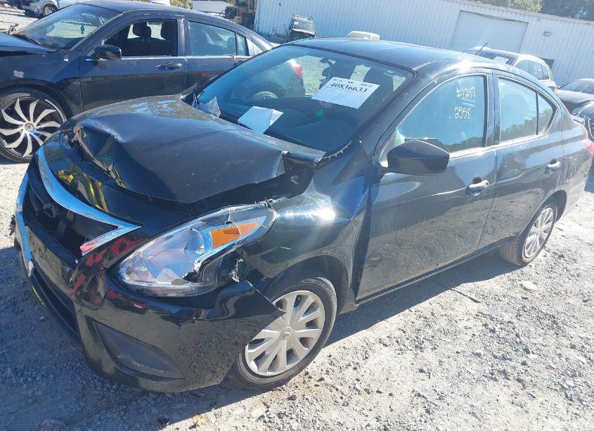 Photo 2 of 2019 Nissan Versa 1.6 S+ (VIN 3N1CN7AP6KL812558)