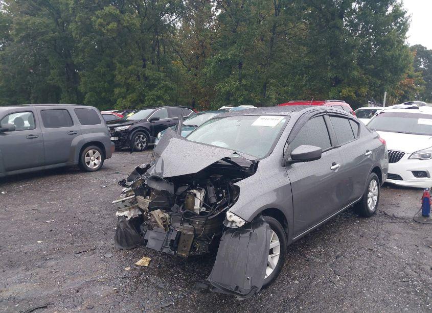 Photo 2 of 2019 Nissan Versa 1.6 SV (VIN 3N1CN7AP6KL813323)