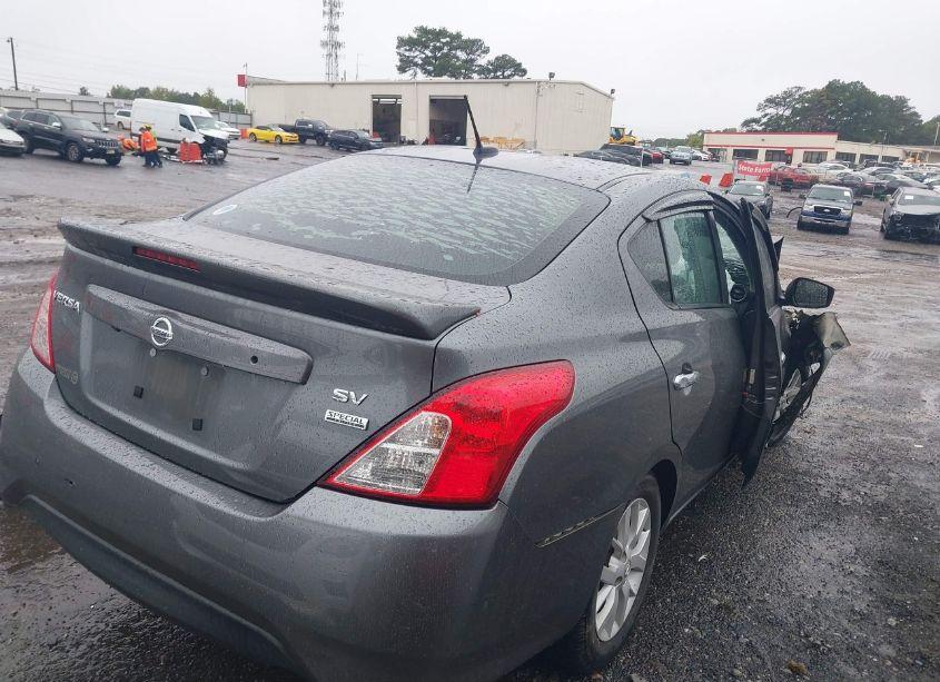 Photo 4 of 2019 Nissan Versa 1.6 SV (VIN 3N1CN7AP6KL813323)