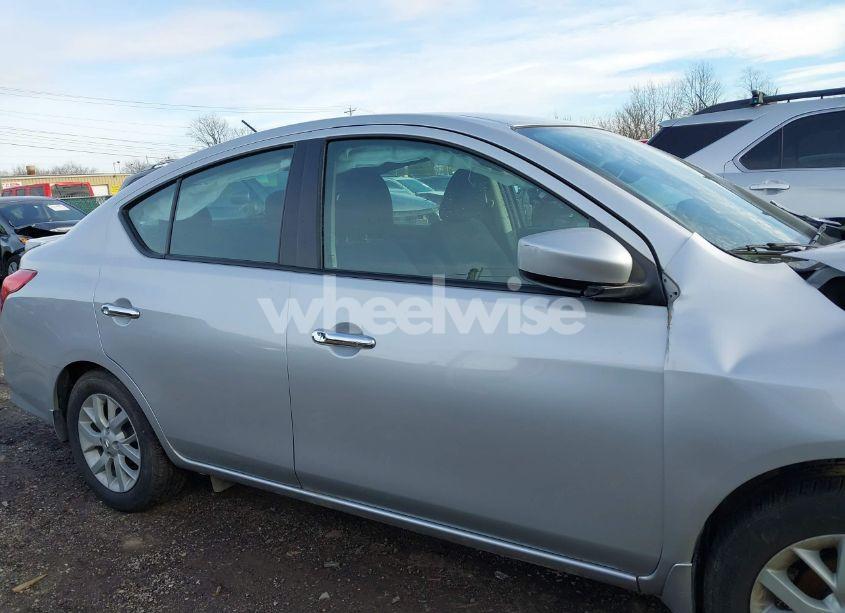 Photo 13 of 2019 Nissan Versa 1.6 SV (VIN 3N1CN7AP6KL819221)