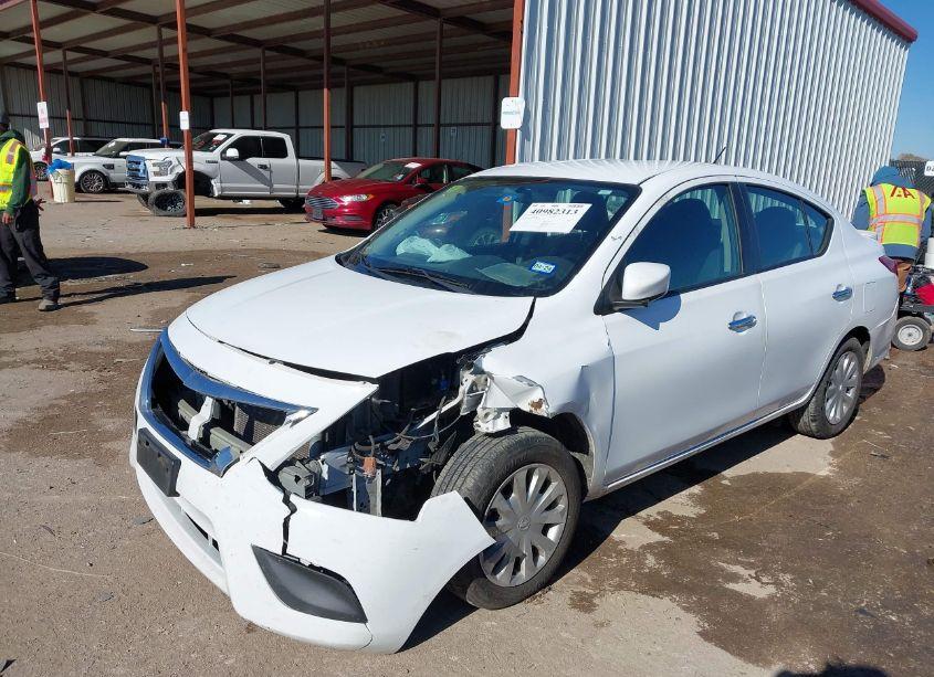 Photo 2 of 2019 Nissan Versa 1.6 SV (VIN 3N1CN7AP6KL841784)