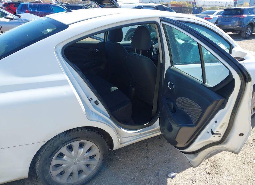 Photo 8 of 2019 Nissan Versa 1.6 SV (VIN 3N1CN7AP6KL841784)