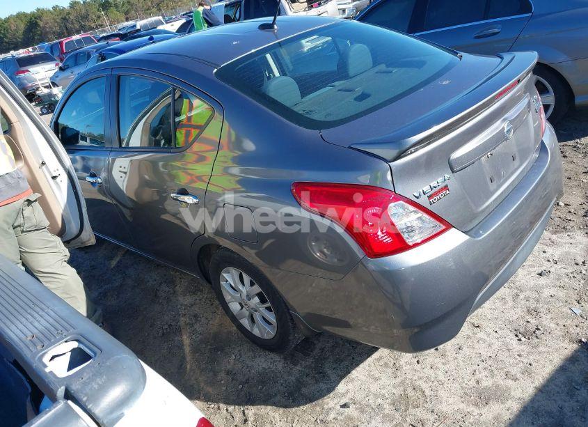 Photo 3 of 2019 Nissan Versa 1.6 SV (VIN 3N1CN7AP6KL846984)