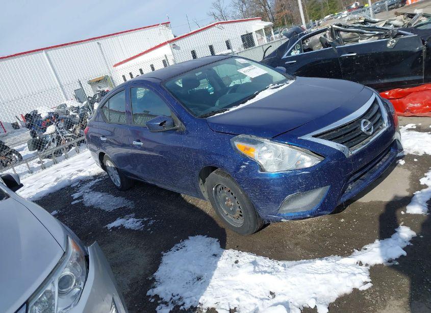 2019 Nissan Versa 1.6 SV (VIN 3N1CN7AP6KL856687) main photo