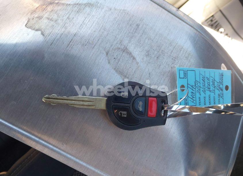 Photo 11 of 2019 Nissan Versa 1.6 SV (VIN 3N1CN7AP6KL861338)