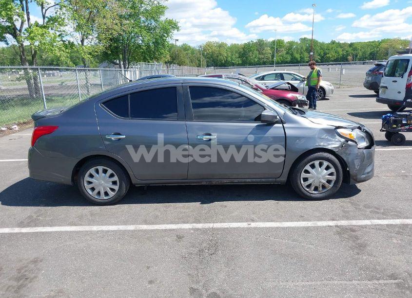 Photo 13 of 2019 Nissan Versa 1.6 SV (VIN 3N1CN7AP6KL872565)