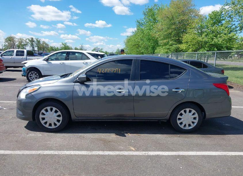 Photo 14 of 2019 Nissan Versa 1.6 SV (VIN 3N1CN7AP6KL872565)