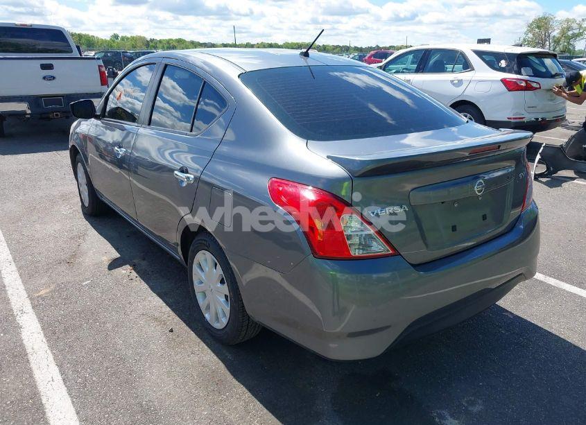 Photo 3 of 2019 Nissan Versa 1.6 SV (VIN 3N1CN7AP6KL872565)