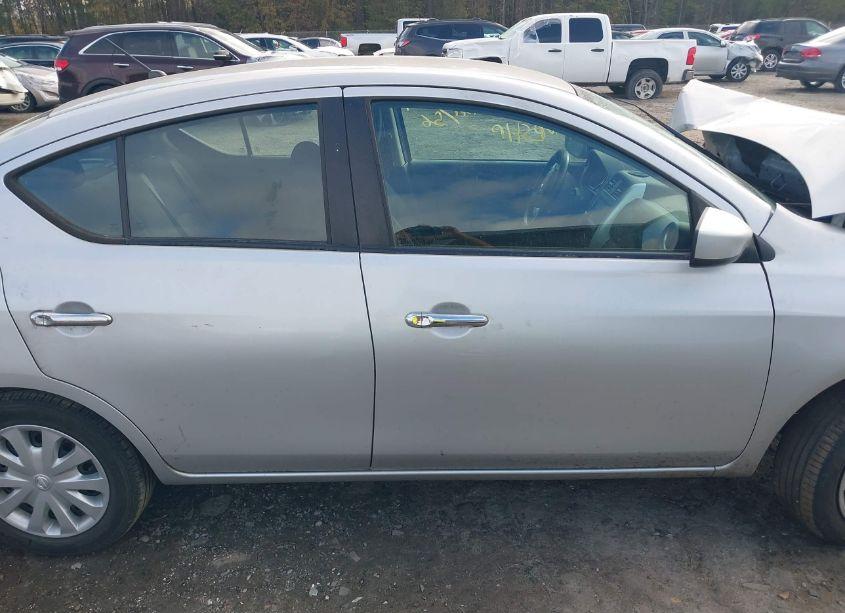 Photo 13 of 2019 Nissan Versa 1.6 SV (VIN 3N1CN7AP6KL873537)